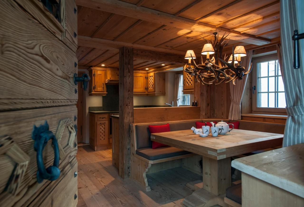 Chalet Berghof Sertig Clavadel Kamer foto